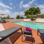 Relax Figurella בית נופש מנפי